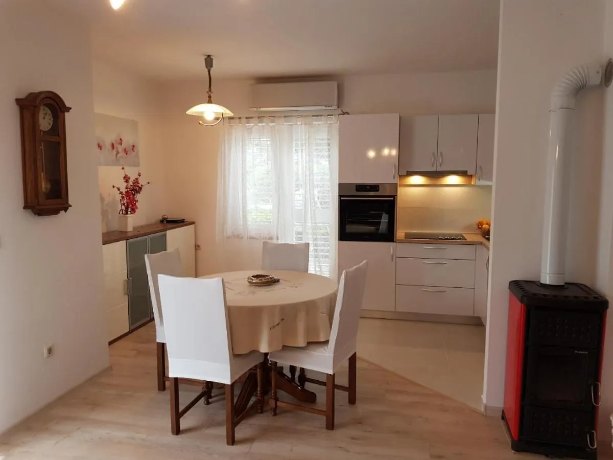 Apartment Barbat 4951A Rab Island